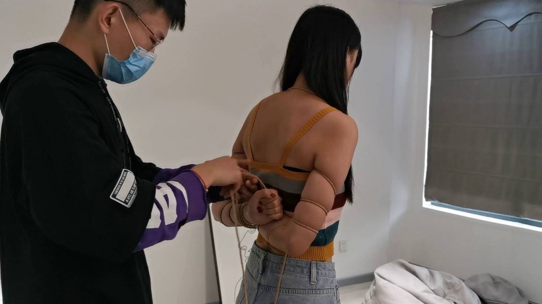 佛系拍摄之美术生绒绒-2