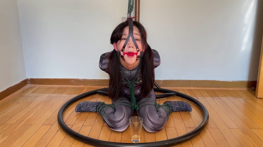 蜘蛛侠欣妍，欧式分腿极限后手吊TK-7