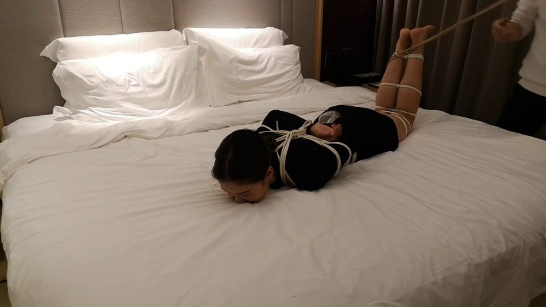 白棉绳 驷马挣扎脱缚-5