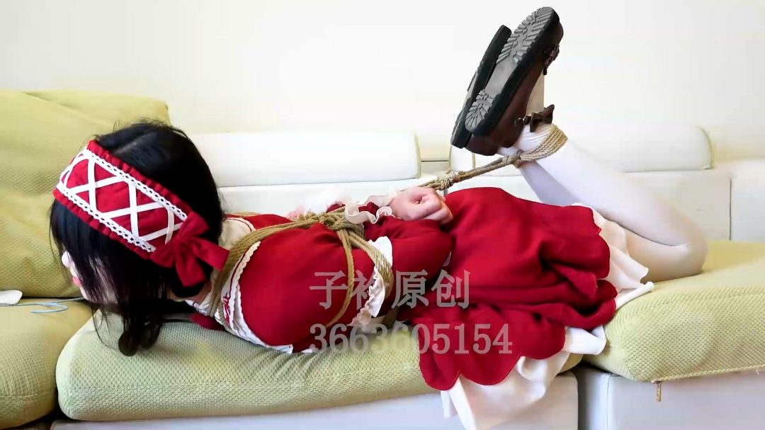 青青 驷马 TK 挠脚-5