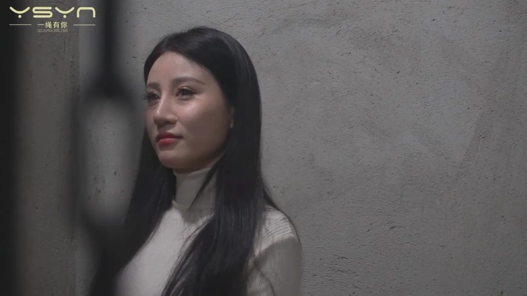 【又见噩梦】狱中临刑前的女犯李依娜（陈好）模拟五花大绑枪决梦中又被绞刑长时间挣扎而死-4