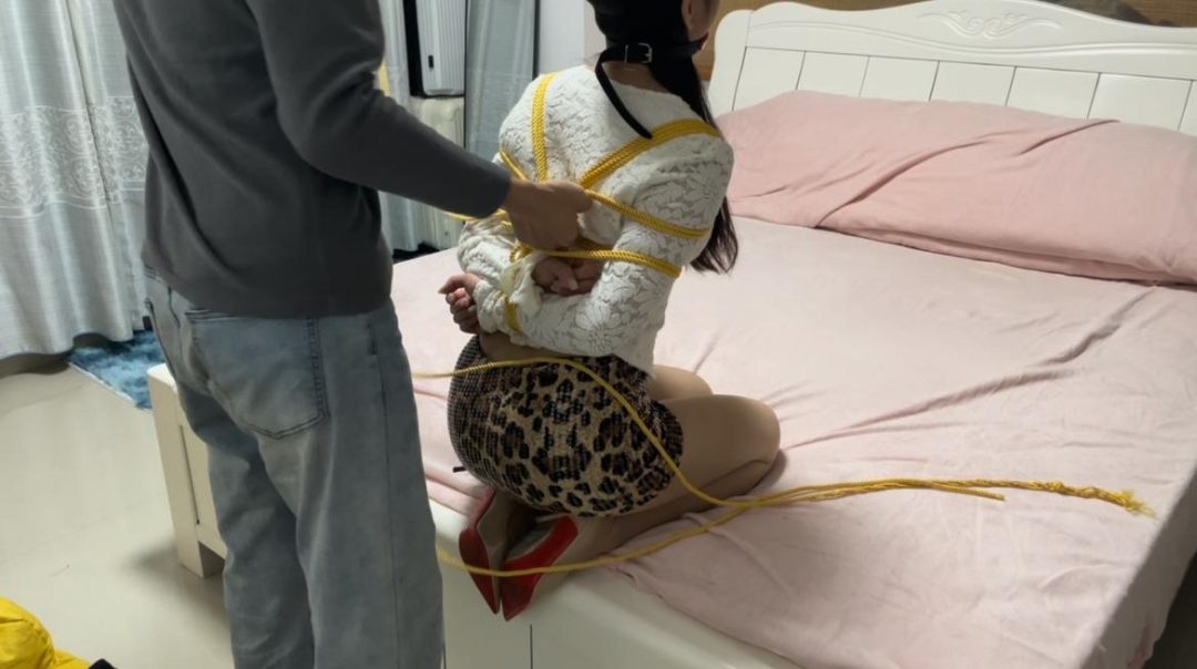 [金垚创作]豹纹高跟，极限驷马，布袋麻袋挣扎-2