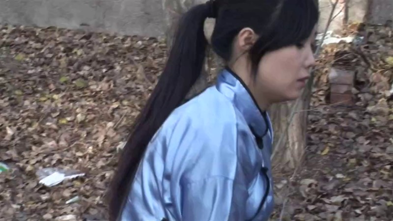 重镣女死囚下-6