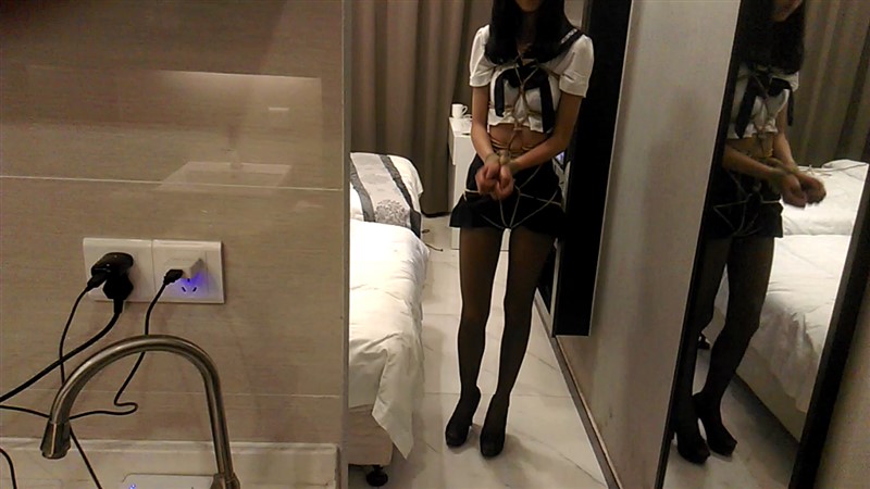 【长腿女模jessca私密拍摄】黑丝诱惑【尝尽各式的捆绑，手铐】3-5