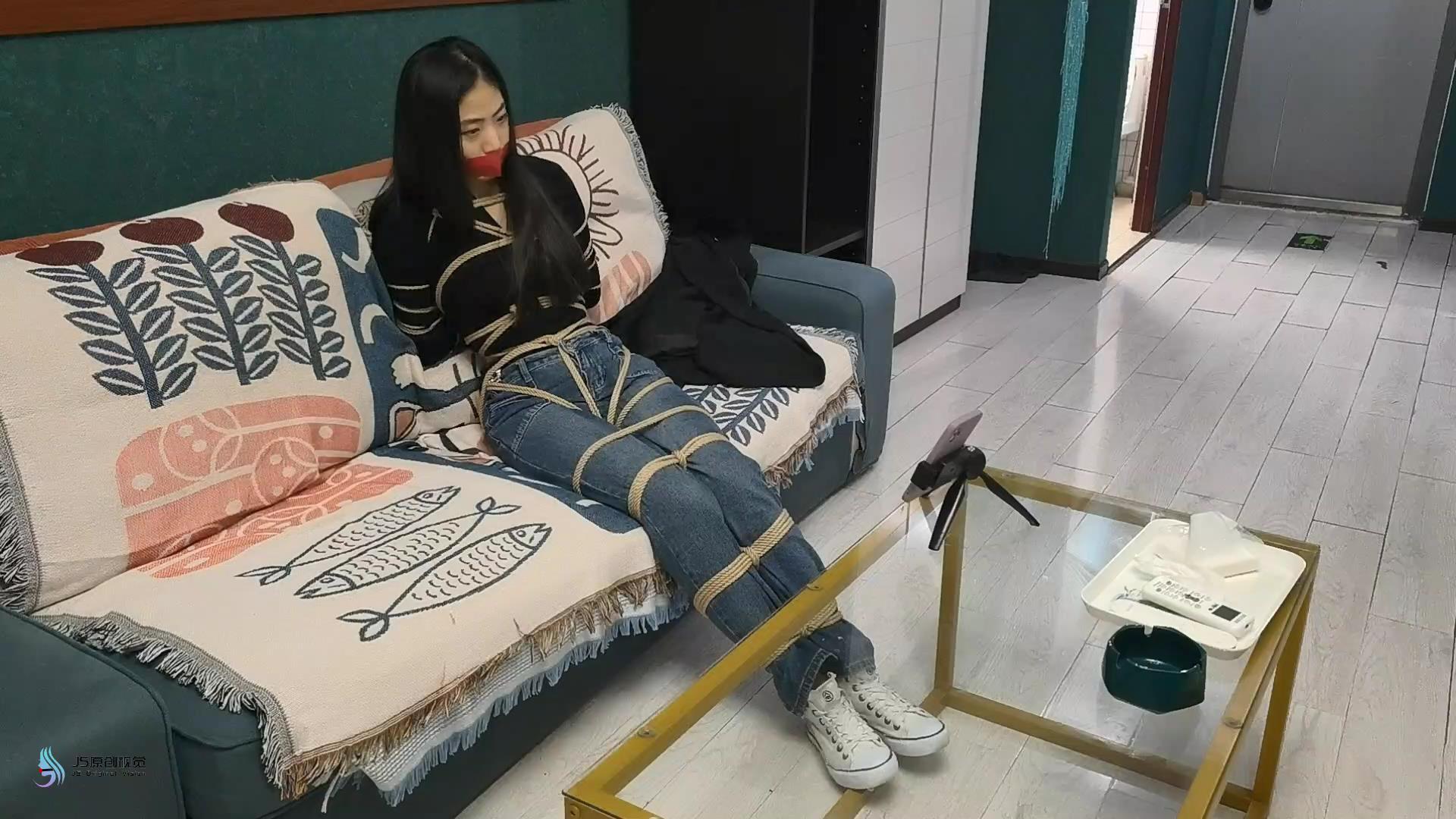 8e73227af2b5d10af2b546d89b76c971