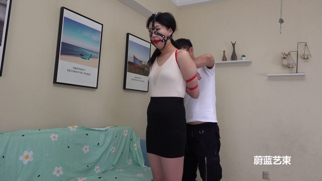 子晗 五花坐缚 单脚吊缚 口球口水 丝袜堵嘴勒嘴-2