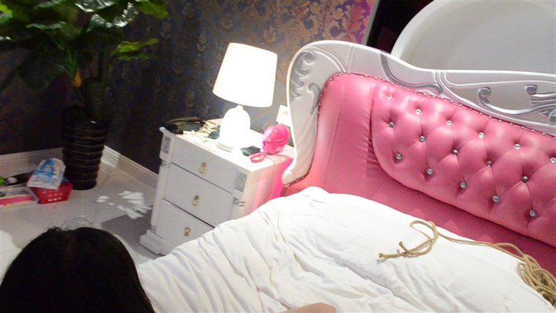 内衣美女，长腿丝袜上镜~ 美女各式被铐+KB过程-4