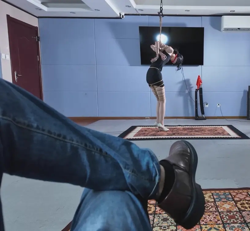 93ef715f2478a148762588b5dea0bb98