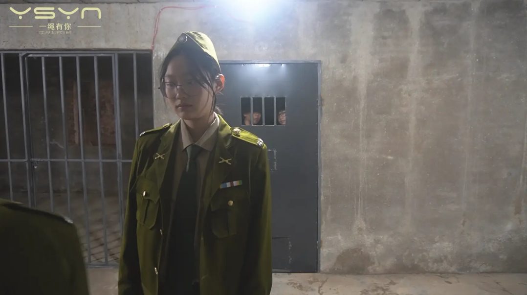 【军统之花的劫难】高手缚 中式五花 日式反绑 老虎凳 职业 手铐脚铐 脚镣 十字架 挠痒 木桩 皮鞭 棉袜 长筒靴 鞭打-5