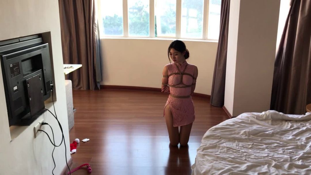 【超诱惑的捆绑!!】性感旗袍！肉丝美腿！【无法抵挡的韵味！】-6