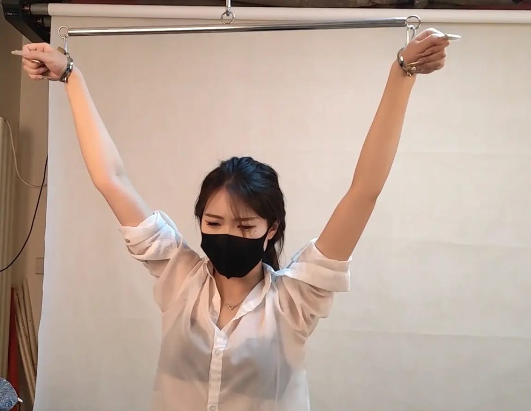 白领 大厅四肢固定吊-7