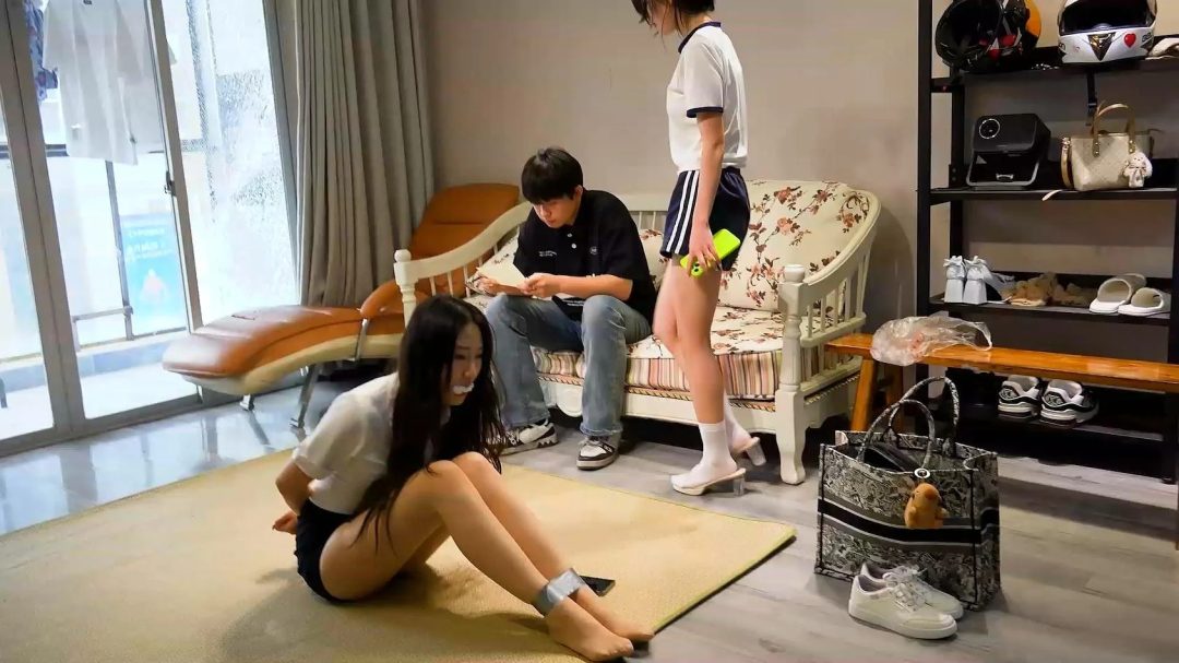 定拍 妍如朵朵 师生恩怨 捂晕 捆绑 TK挠痒 原味堵嘴 口球口水-6