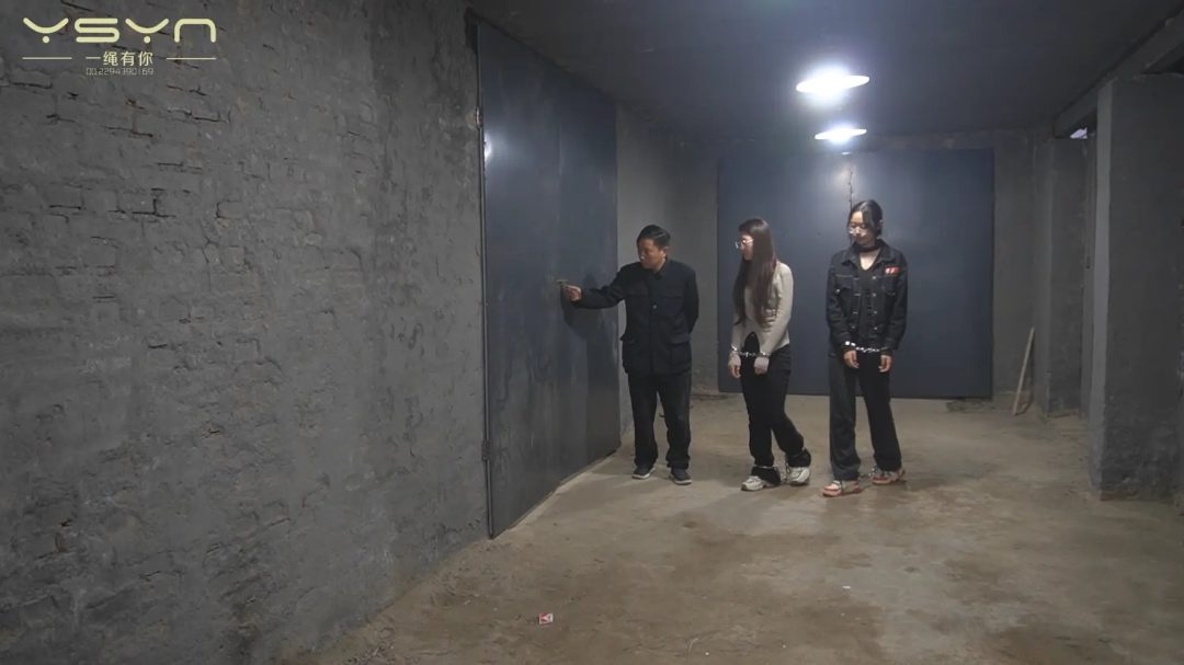 【牢房里的女孩】唐妤汐、苏禾两个漂亮大学生因打架伤害罪被审讯供认不讳劳教一直戴上手铐脚镣的点点滴滴-14