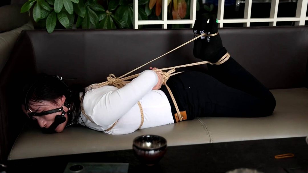 勤劳主妇汐汐白衫第二季-6