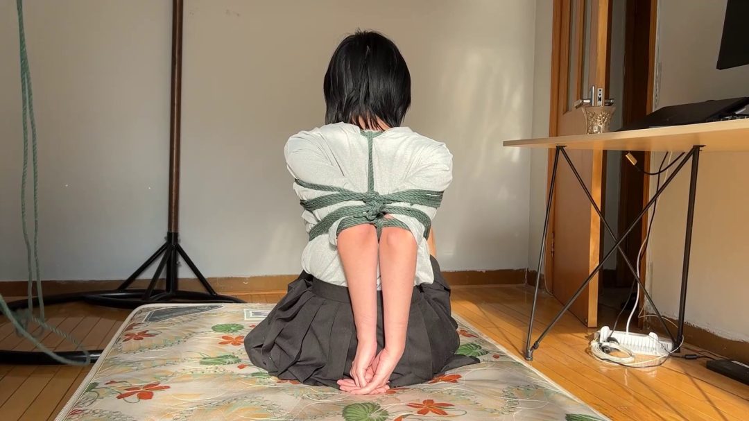 美琪暴力驷马-1