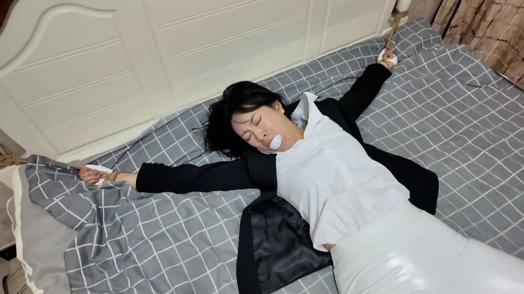 枫叶工作室原创定拍剧情片—《噩梦缠身》女调查员陷入无法醒来的噩梦-10