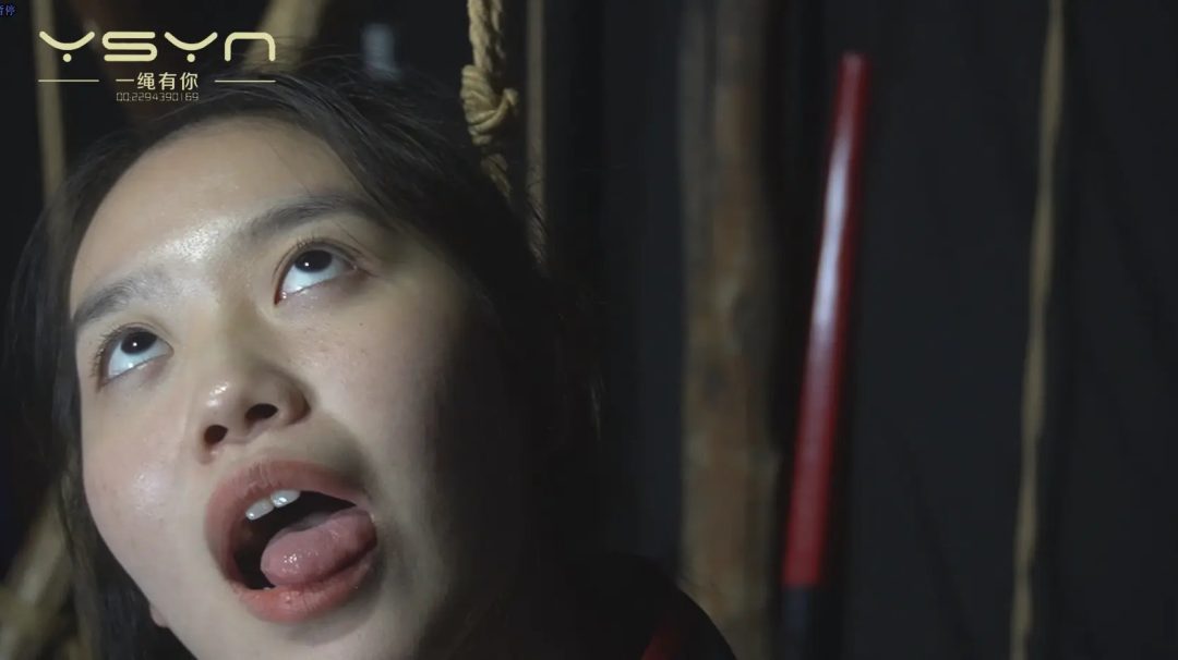 【侠女风华】女捕快押送犯人故意逃脱被问责惩罚戴上木伽打板子骑木马五花驷马鞭打挠脚心压杠子绞刑-13