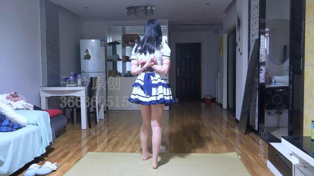 新模试镜 TK挠脚 解缚挑战 怕痒的女孩可太好玩了-5