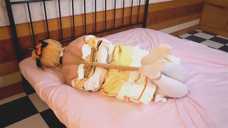 菲鲁特 cosplay 日式驷马紧缚实验-1