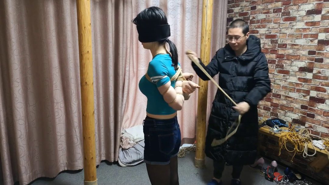 板铐苏秦 异常丰满的五花驷马紧缚-3