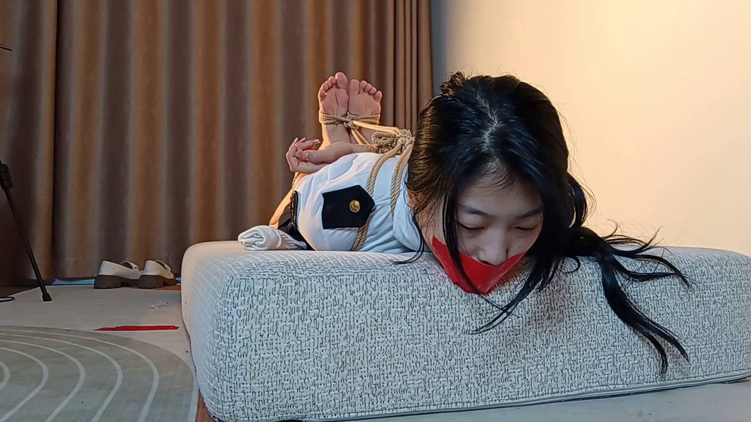 晴子脏白袜赴约全集，她穿来了一双两天没洗的脏白袜 ，原味驷马-8