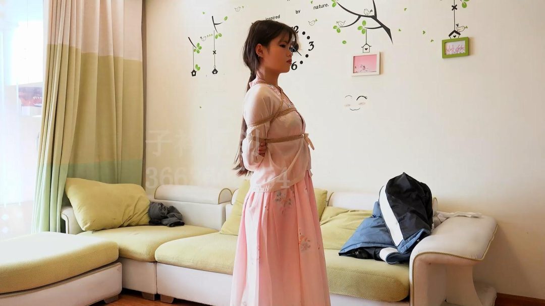 欣怡 汉服口枷-5