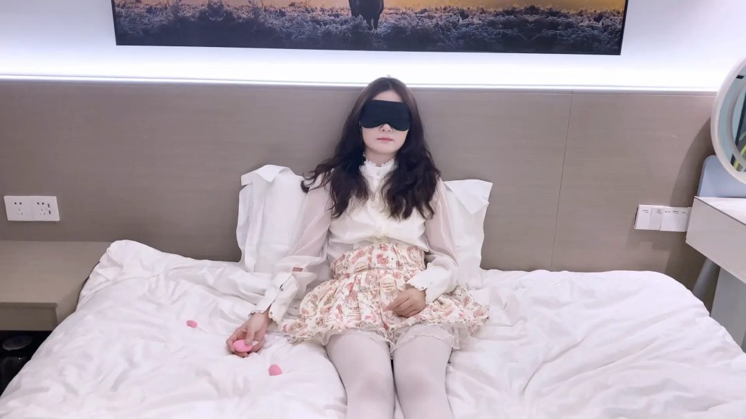 【嗷大喵】-《吃鱼的喵》-轻lo,日式紧缚,胸缚五角星缚,并腿缚,口球,放置挣扎,蟹缚,M开腿,放置等等-1