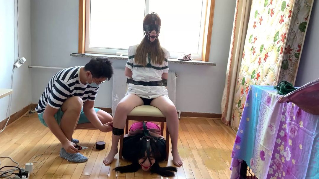 大长腿双美女拘束椅子 驷马坐缚 挣扎tk 口水-4