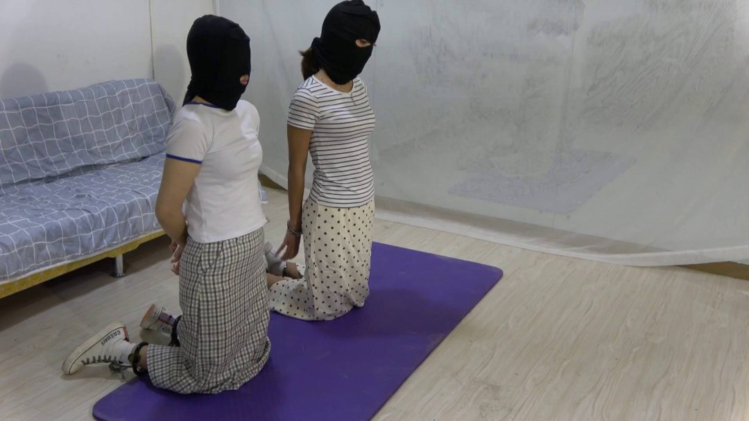 定拍唯美大片之小丁和陈琛。颜值身材均给人视觉的享受，反扭，反铐，扎带，押解，五花-3