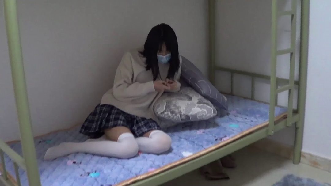 红豆 简单粗暴的 白丝JK 驷马挣扎-1