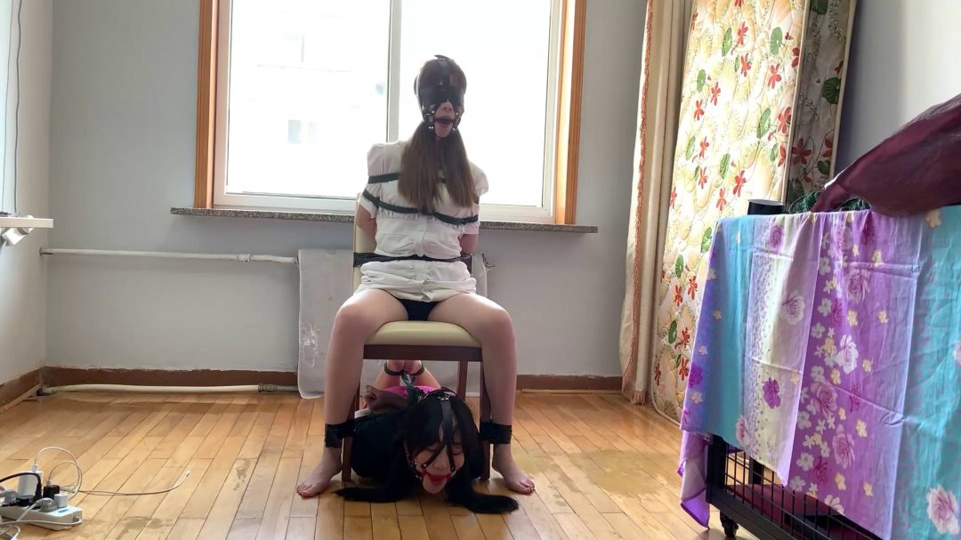 大长腿双美女拘束椅子 驷马坐缚 挣扎tk 口水-7
