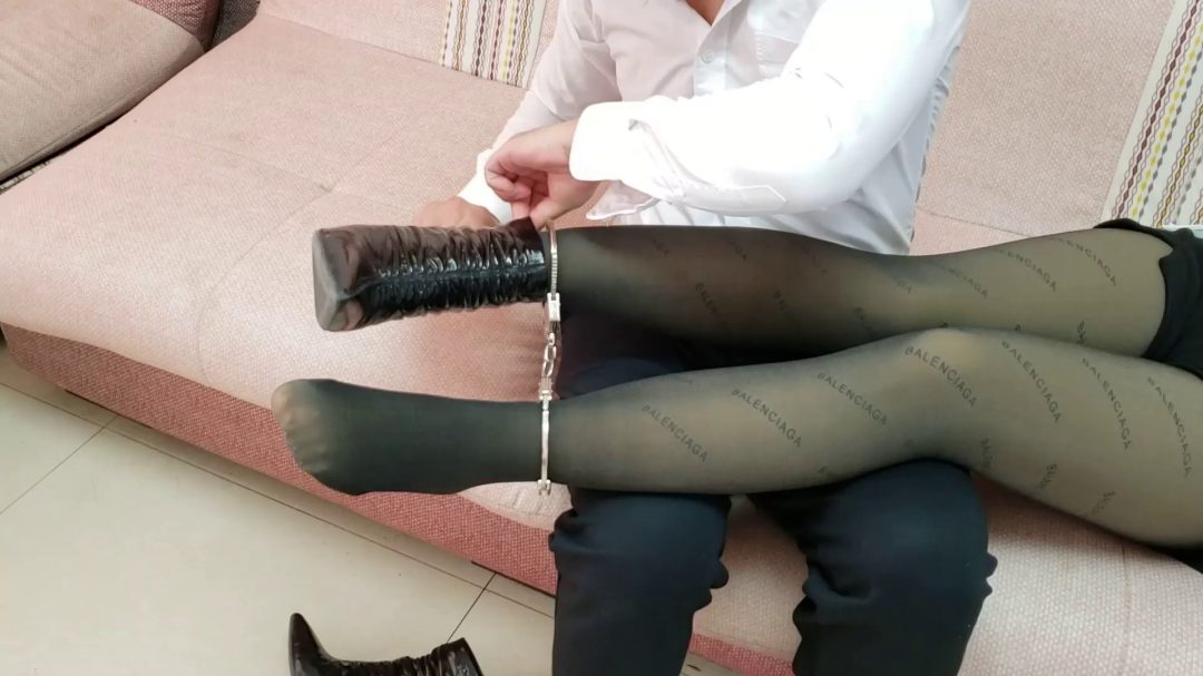 网红少妇之黑丝惹的祸-2