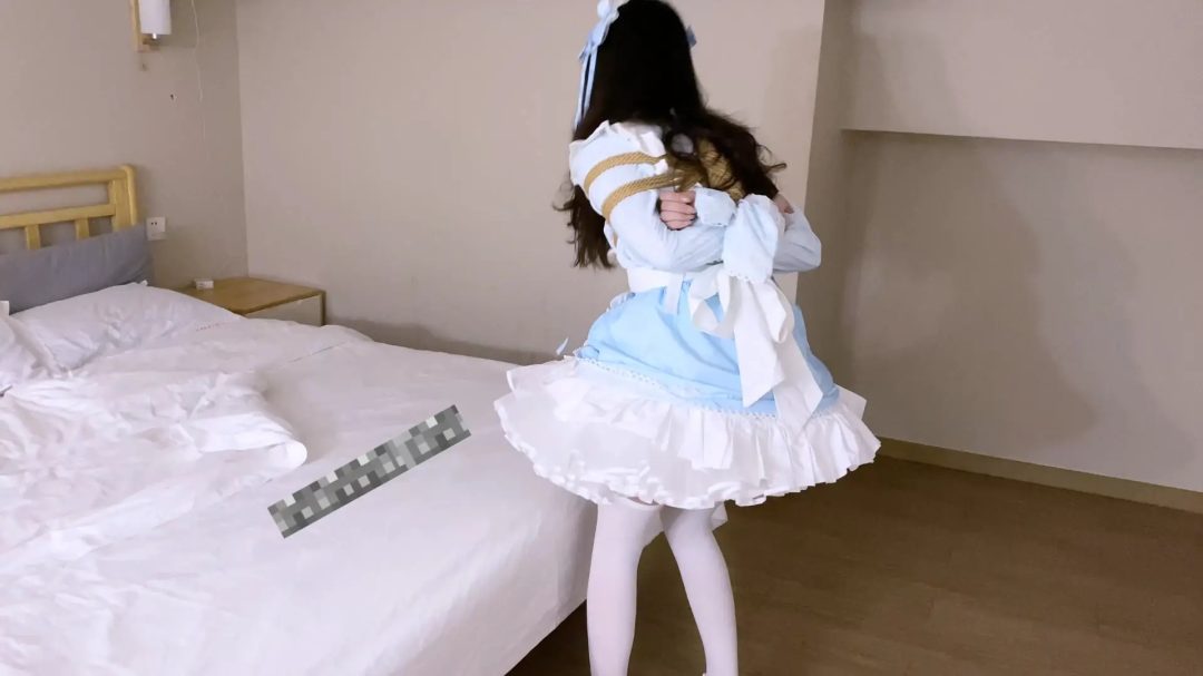 【嗷大喵】-《吃鱼的喵》-特别篇4K-lo娘小蛋糕被k9人形犬爬行,项圈链子,马具口球,直臂,挂勃踮脚吊缚,真空乳夹,放置,日式紧缚,胸缚口球, 折磨等等-9