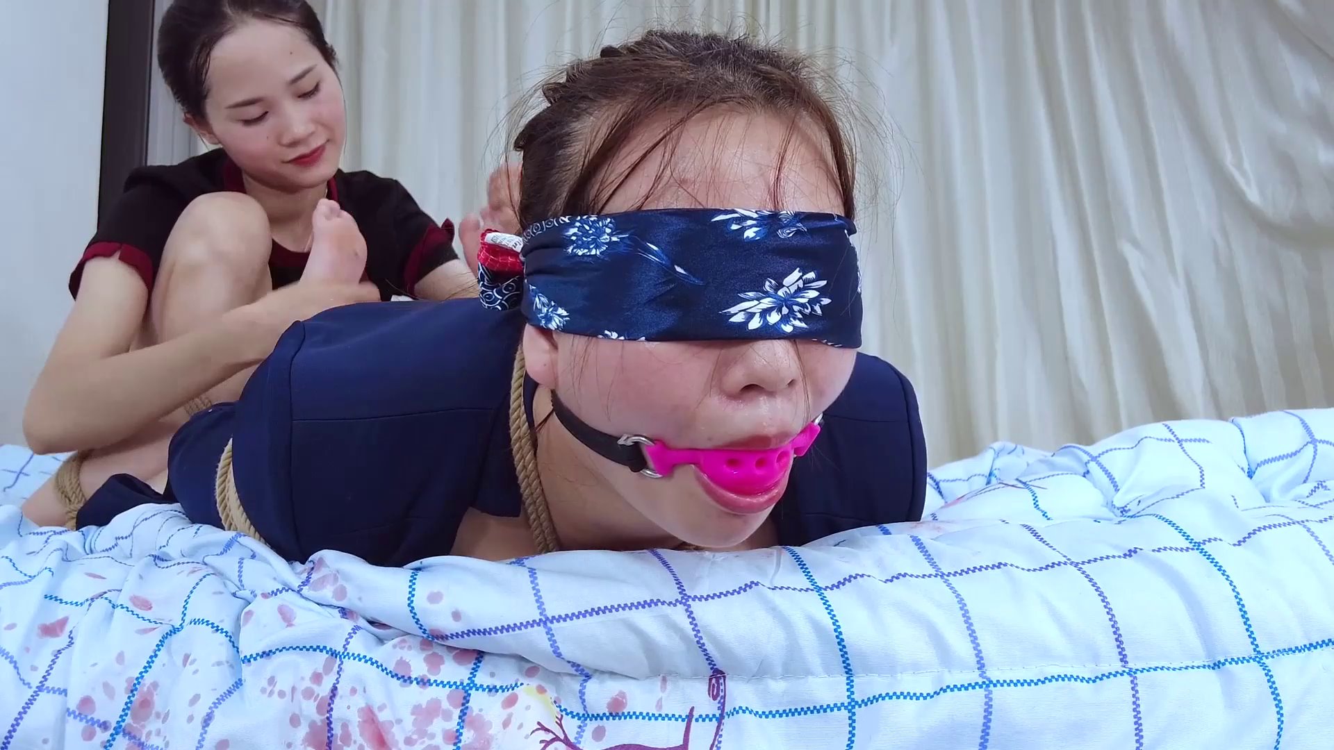 b13dce69b3bd51384c39fe06410a2fae-1