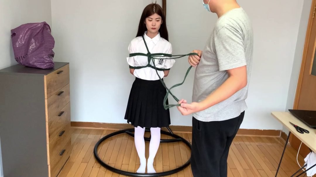 小婉试镜日式驷马-2