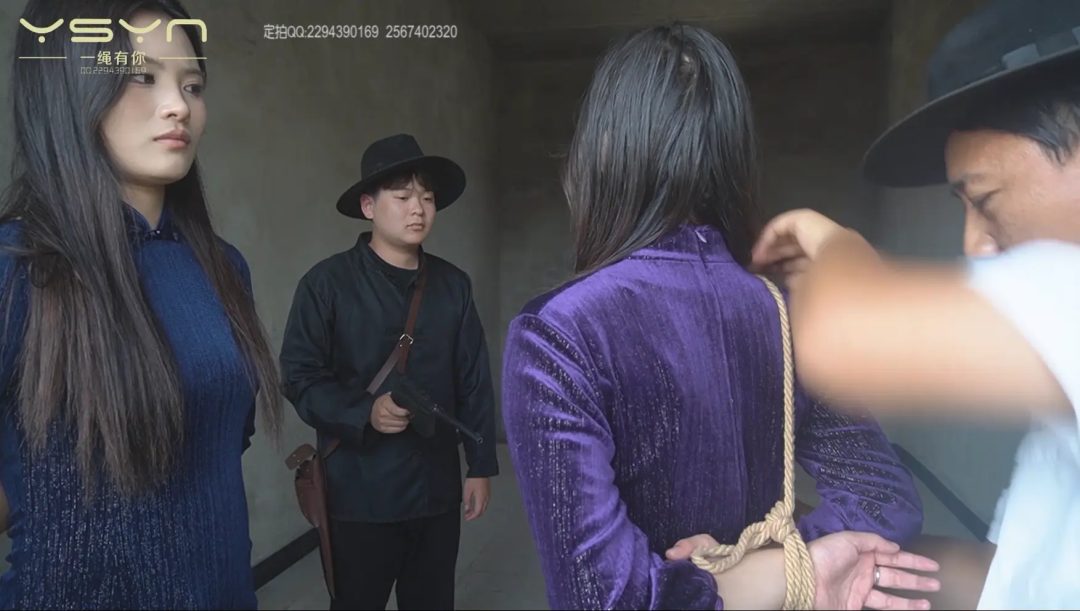 【断头台畔的双姝壮歌】高颜值漂亮的姐姐柳依和妹妹林知语被捕受尽各种刑罚上断头台头颅展示-1