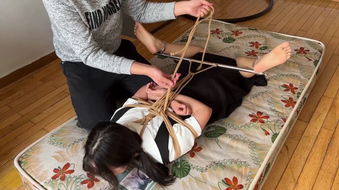 驷马+马具口球堵嘴放置挣扎-4