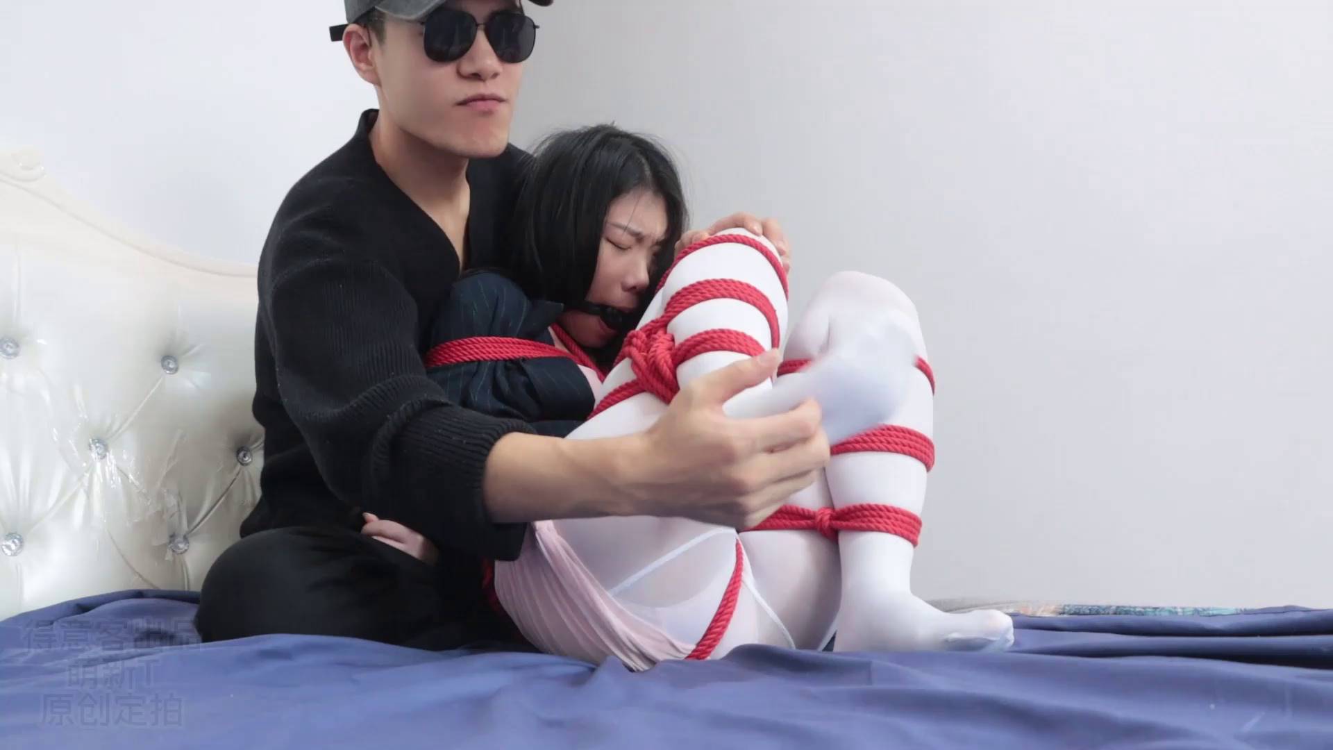 b6449a32ca28ea4d7e4bec55b3909030