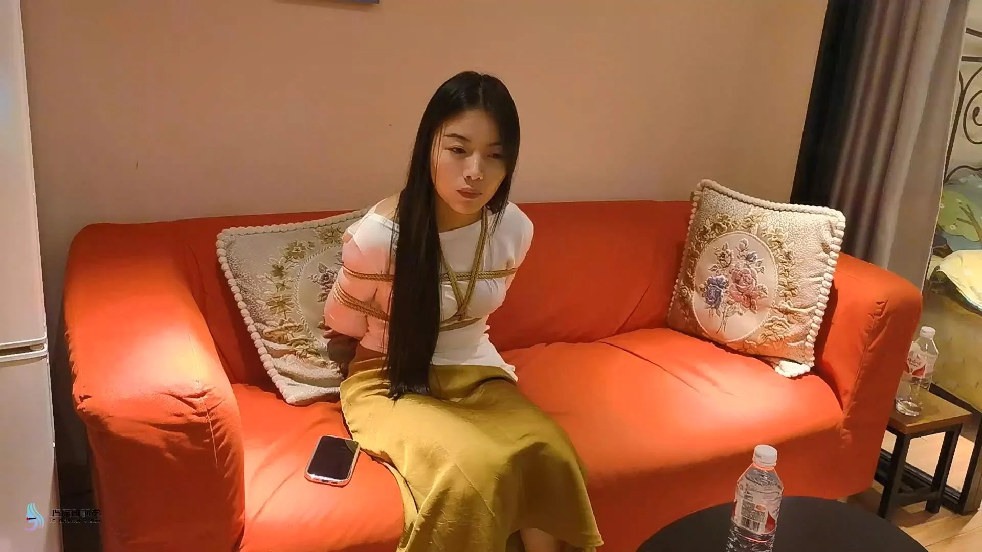 b85c13b60282f20f27e35b8806274403