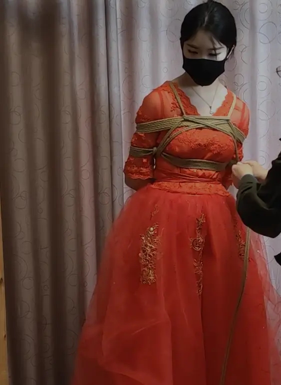 红色的新娘 悬吊-5