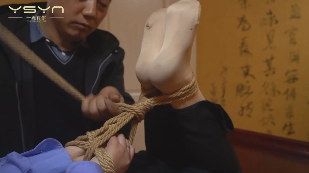 女花上门调查惨遭歹徒背后一击 高手缚 中式五花 驷马 挠痒-9