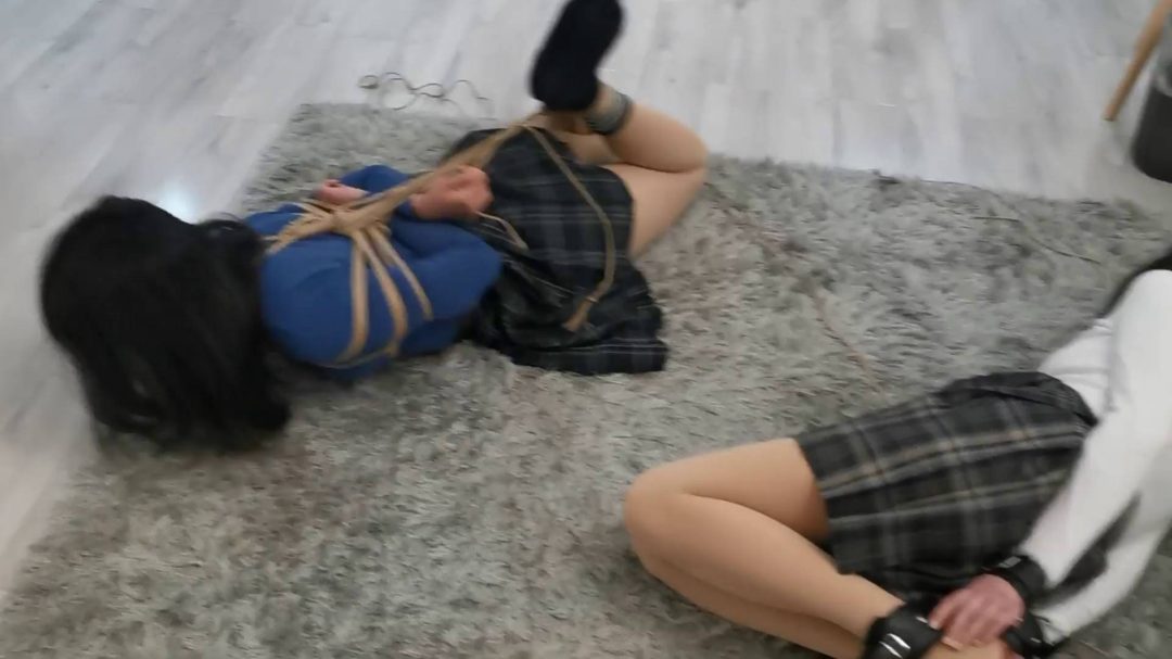 双人紧缚实验婉婉和小叶-6