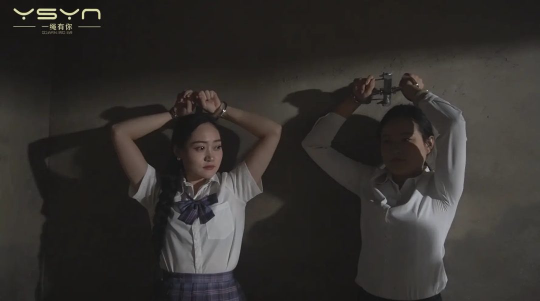 【囚徒微光】林薇薇因协助网络诈骗被捕初期拒认/苏小冉因聚众斗殴致重伤入狱嘴硬回避后陷悔悟-2