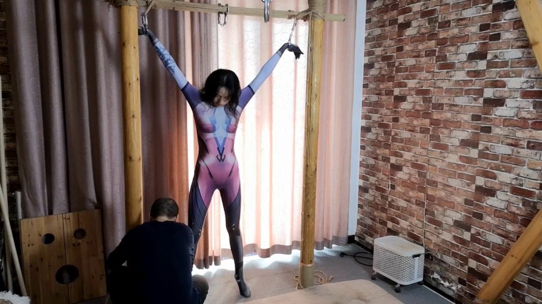 雅熙 女侠的极限四肢固定-2