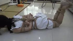 【琳媚】剧情片 掉进自动捆绑陷阱 超紧自动紧缚绳 可爱女孩挣脱不能被原味塞嘴TD折磨(图文)-3 【琳媚】剧情片 掉进自动捆绑陷阱 超紧自动紧缚绳 可爱女孩挣脱不能被原味塞嘴TD折磨(图文)-3