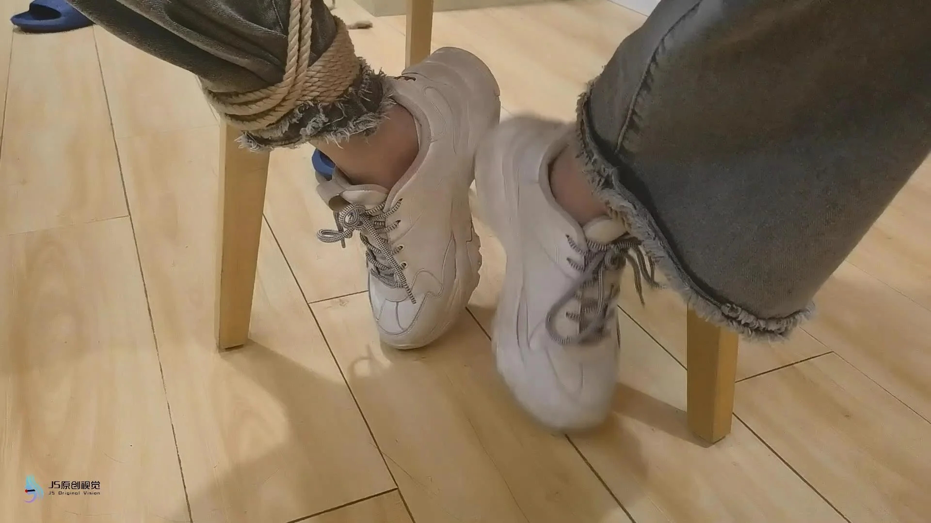 c0687b923e6d167c8aa84d40ad2d5323