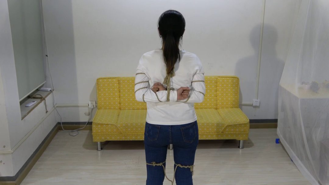 定拍体型丰满的妹子-3