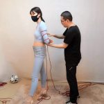 杨蕊 牛仔裤紧缚的 诱惑