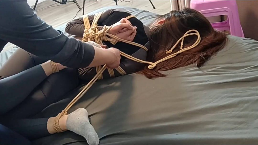 小美妞果果 瑜伽裤极限后观音反弓驷马第二季-3