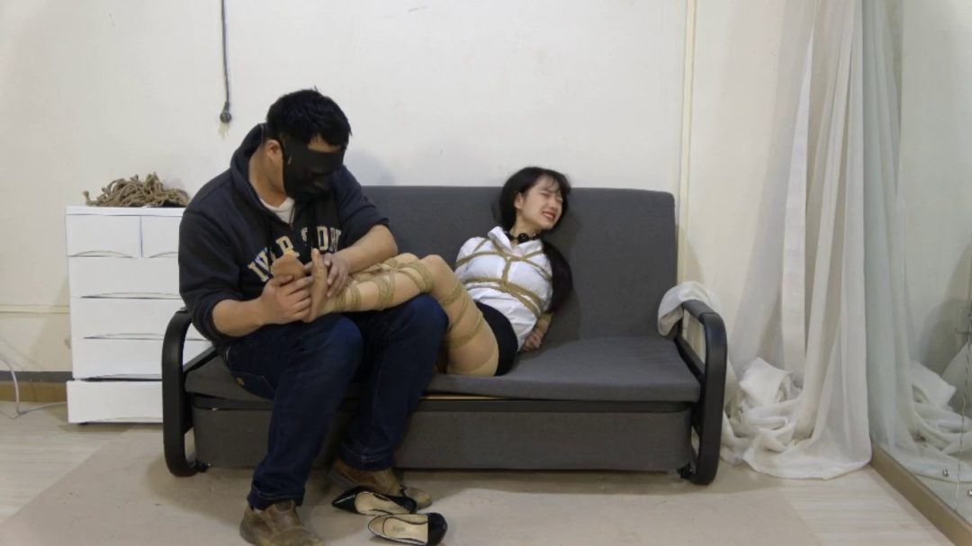 珊珊OL装丝袜捆绑挣扎TK-3